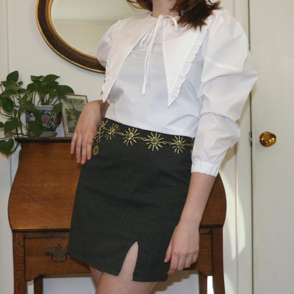 J.ing Official Tops - NWT j.ing official statement collar white blouse